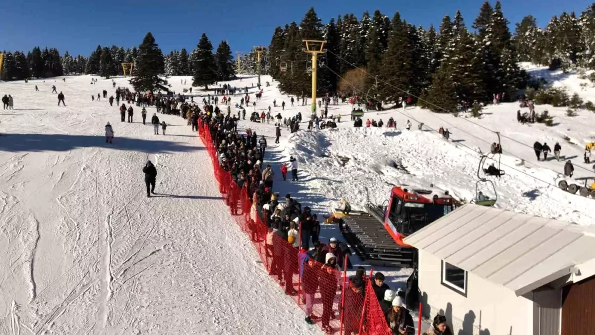 Uludağ’da Sömestir Tatili İzdihamı